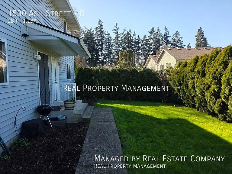 1530 Ash St #D — Photo 4