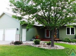 309 N Tamarac Cir, Brandon, SD 57005