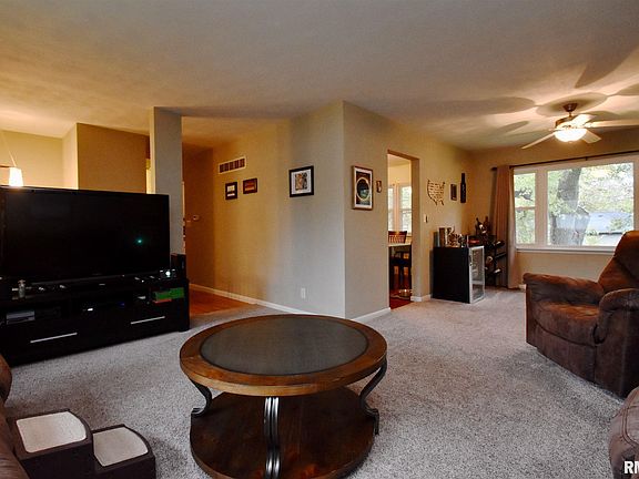 2nd image of 5614 N Arrow Dr