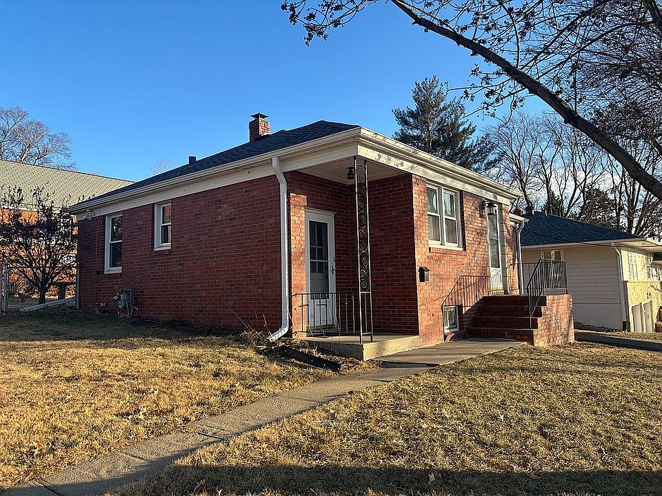 1st image of 1401 S 64th Ave