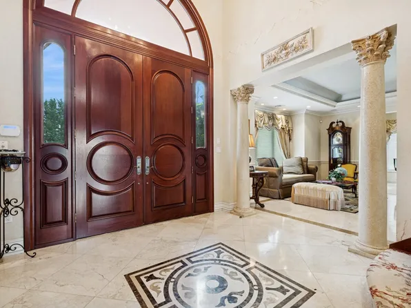 1-06 Samos Lane image 5 of 28