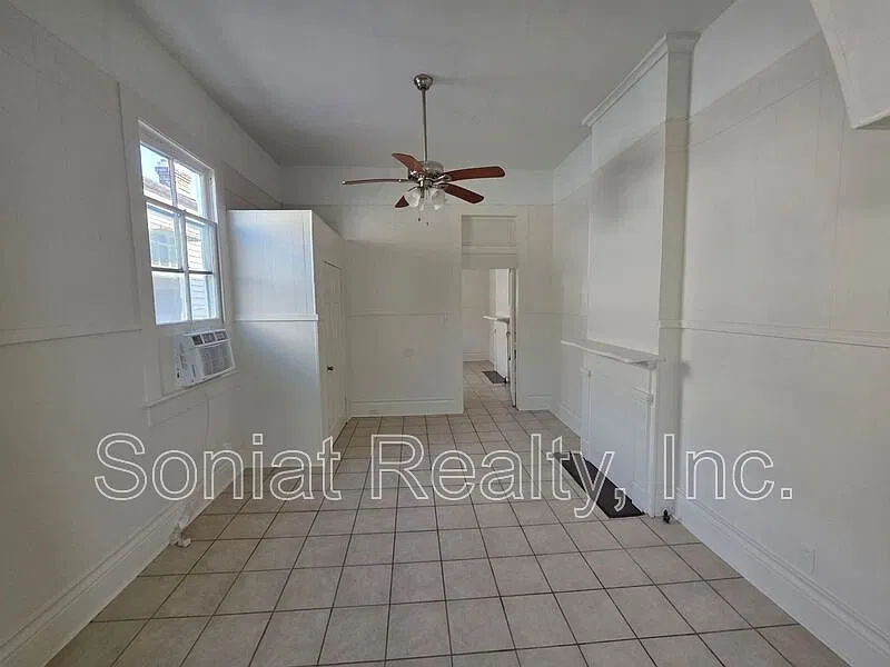 2 bed, 1.0 bath, 700 sqft, $1,025 — Photo 3