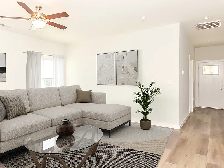 812 Cantwell St — Photo 4