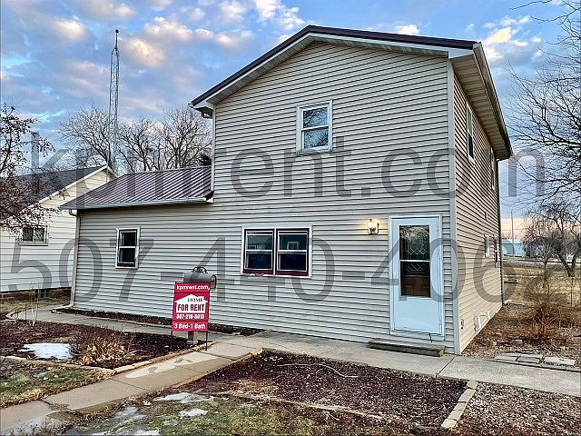1st image of 502 Chestnut St