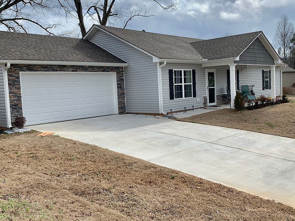 1st image of 318 Angela Ln