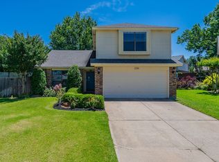 2216 Ryan Rdg, Grapevine, TX 76051