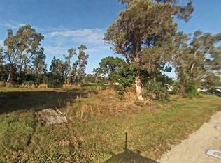 10921 Peatre Rd, Bokeelia, FL 33922