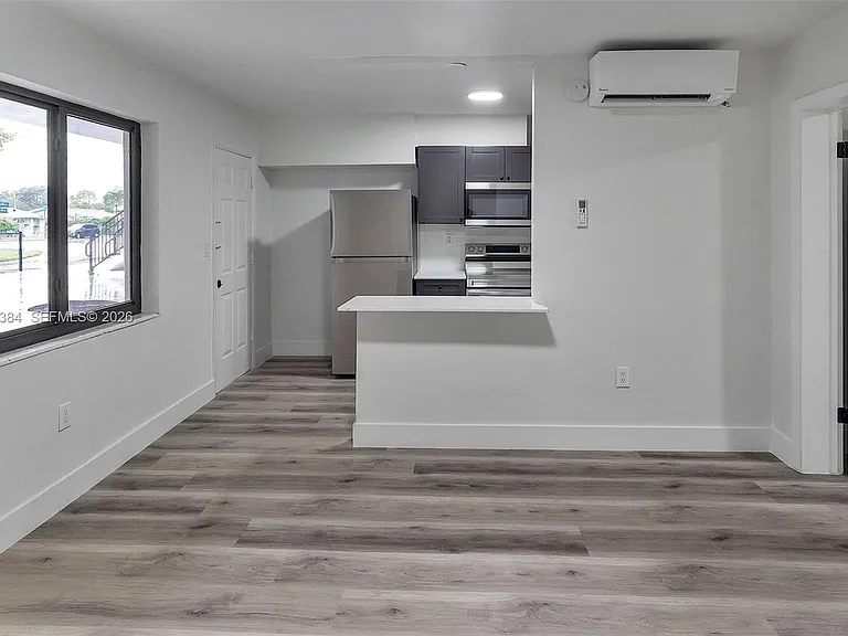 4037 SW 65th Ave #11 — Photo 3