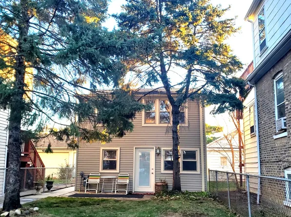 4943 W School St, Chicago, IL 60641