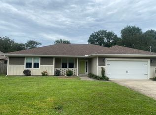 125 Hummingbird Ave, Fort Walton Beach, FL 32548