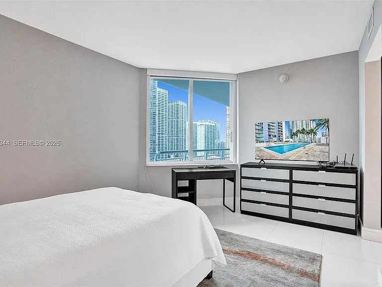 325 Biscayne Blvd #2519 — Photo 11