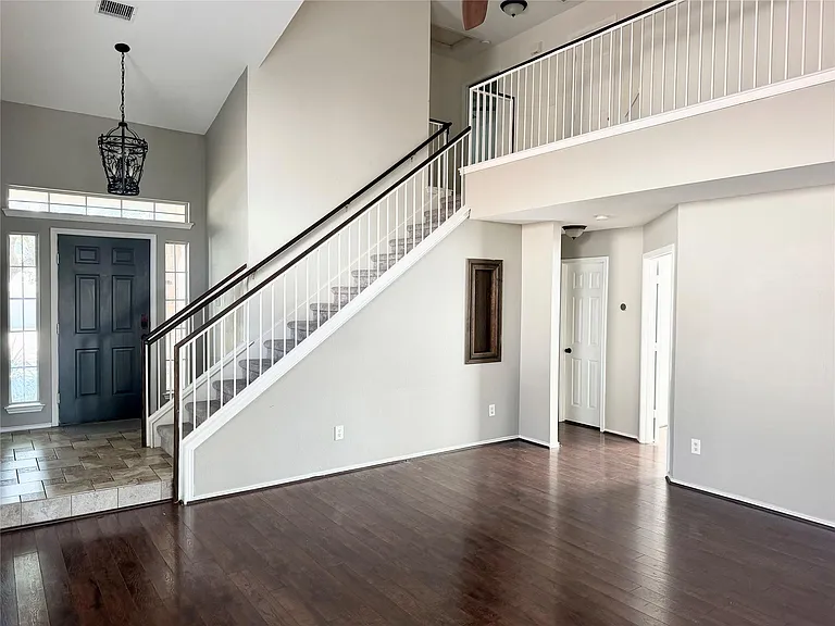 11715 Raymond C Ewry Ln — Photo 5