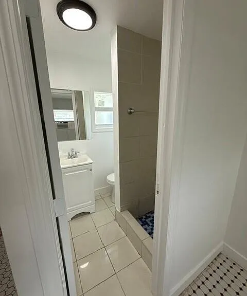3705 SW 13th Ct #1-5 — Photo 3