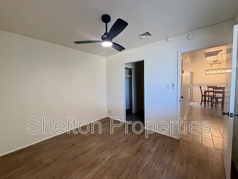8131 N 107th Ave #82 — Photo 5