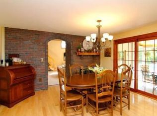 11 Wagon Wheel Rd, Winchester, MA 01890