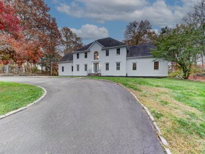 140 Sherwood Farm Rd, Fairfield, CT, 06824