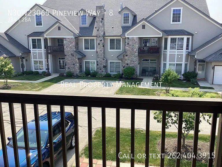 N30W23065 Pineview Way #8 — Photo 26