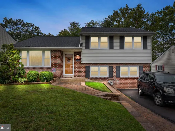 514 Inman Ter, Willow Grove, PA 19090