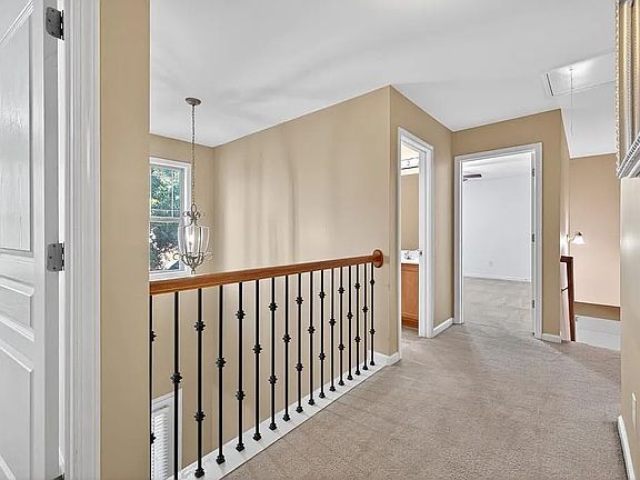 5th image of 1766 Stoney Chase Dr