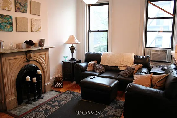 Rented by Town Residential | media 25