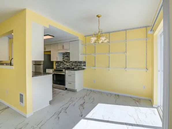 (undisclosed Address), Milton, WA 98354