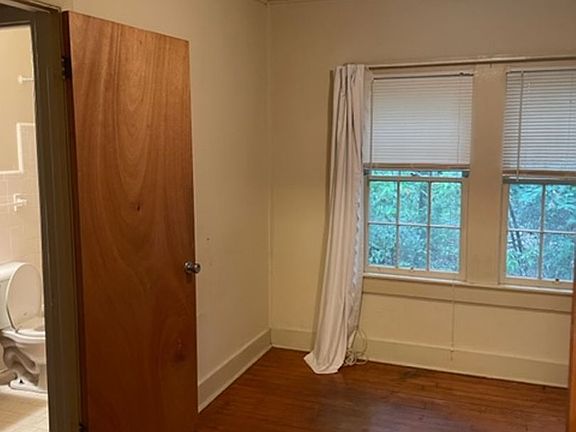 5th image of 808 N Bronough St