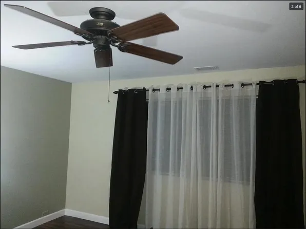 240 E Rimini Ct, Palatine, IL 60067