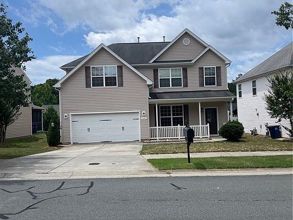 3rd image of 335 Summergate Dr