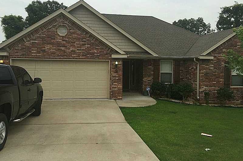 1st image of 9 Dillow Cir