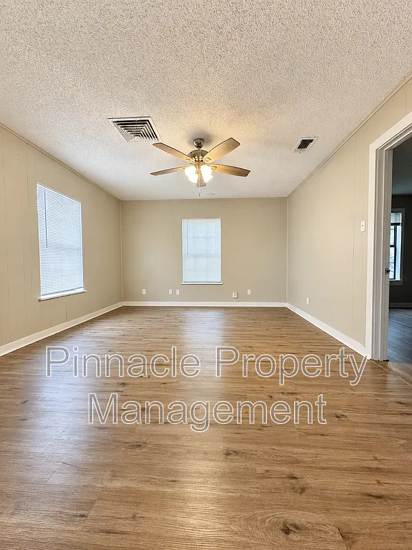 2 bed, 2.0 bath, 1016 sqft, $1,375 — Photo 3
