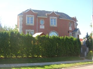 7201 136th St, Kew Garden Hl, NY 11367