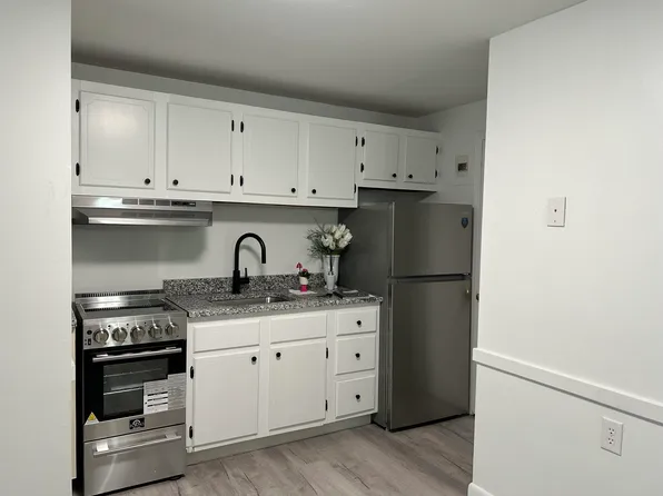 90 E Broadway Street #23, Derry, NH 03038