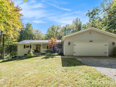 9090 McCabe Ct NE, Ada, MI, 49301