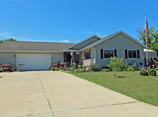 403 Dalogasa Dr, Arena, WI 53503