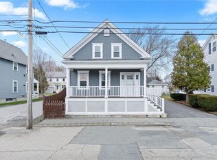 27 Catherine St, Bristol, RI 02809