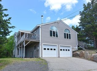 206 Atlantic St, Gloucester, MA 01930