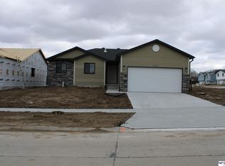 6400 N 11th St, Lincoln, NE 68521
