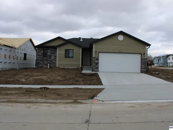 6400 N 11th St, Lincoln, NE 68521