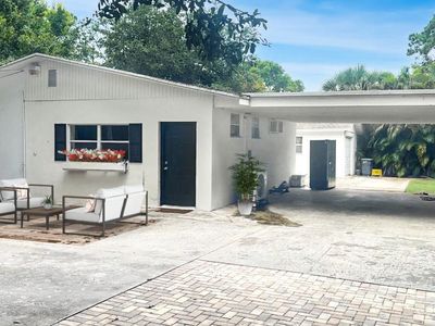 8265 S Virginia Avenue, Palm Beach Gardens, FL, 33418