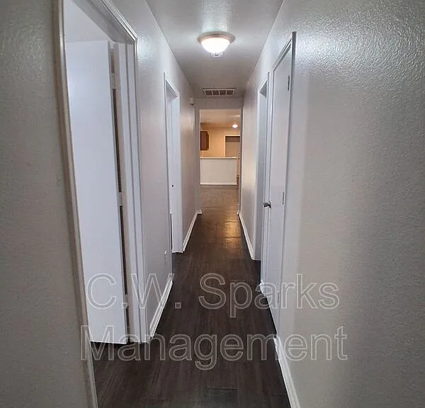 13651 Biggs St — Photo 7