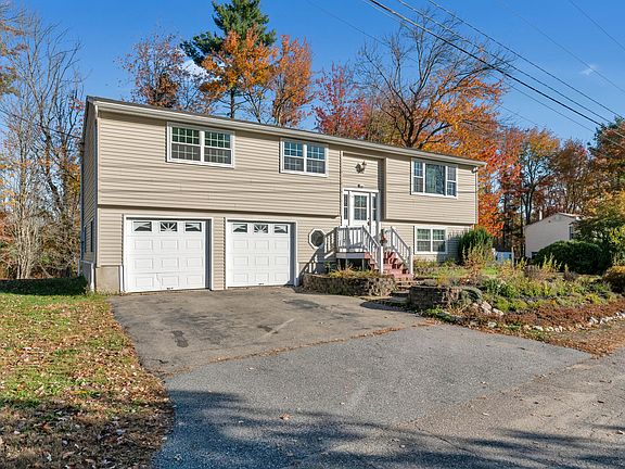 3rd image of 12 Pierce Avenue
