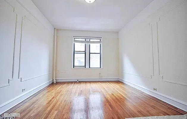 Rented by RealTegrity NY LLC | media 11