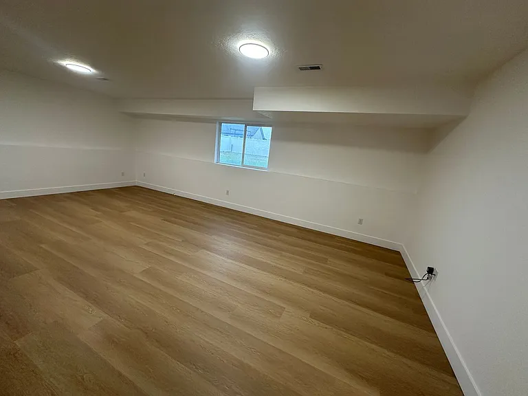 7915 Chehalis Dr — Photo 12