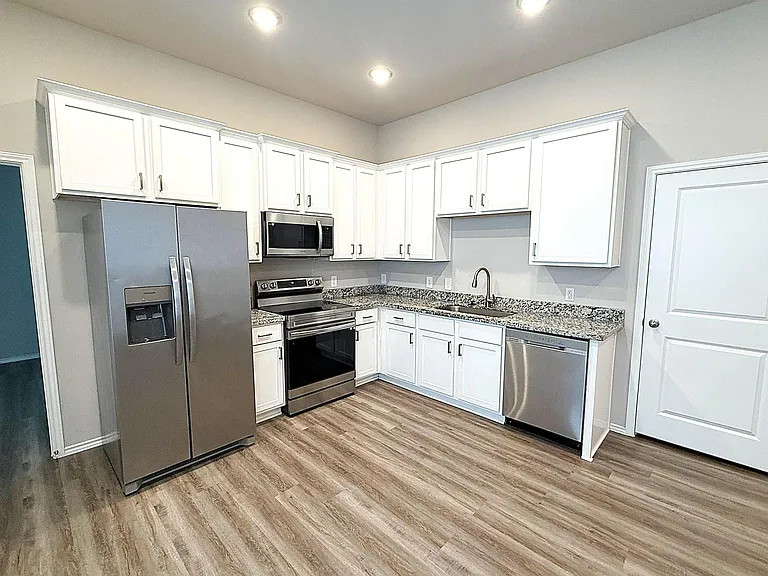 11606 Vistawood St — Photo 3