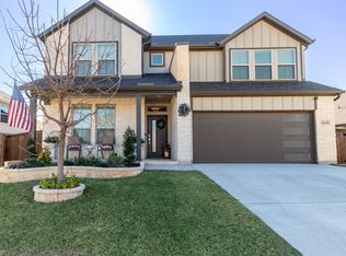 10209 Claire Creek Rd, Fort Worth, TX 76126