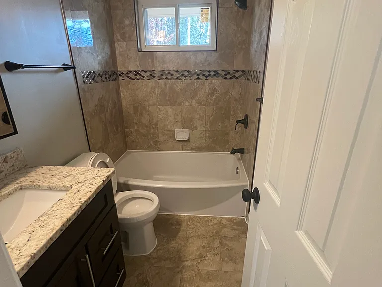 10123 Eastlake Dr — Photo 20