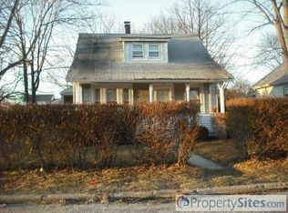 43 Silver St, Patchogue, NY 11772