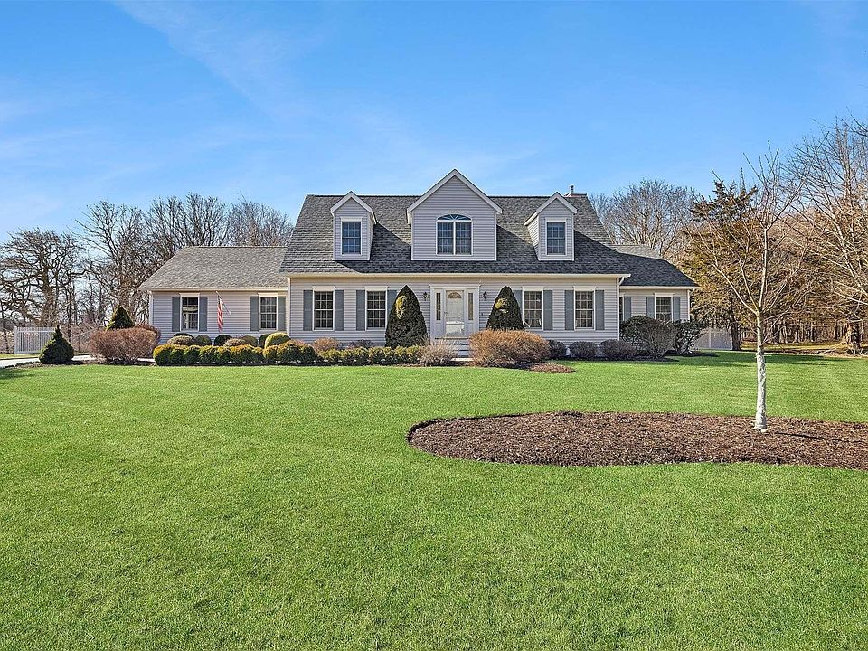 1st image of 2890 Kerwin Boulevard