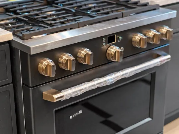 83 Liberty Place image 18 of 43