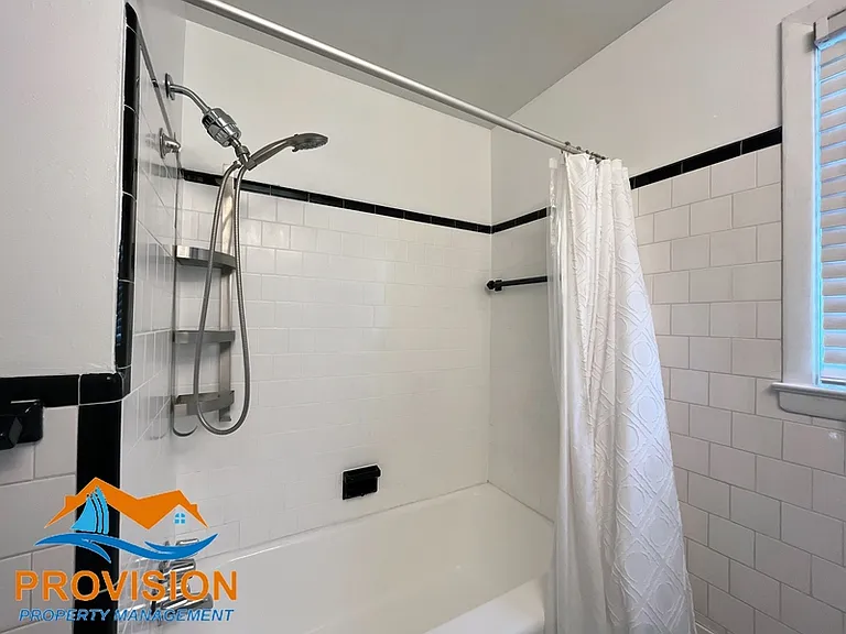 8436 Bay Dr — Photo 11